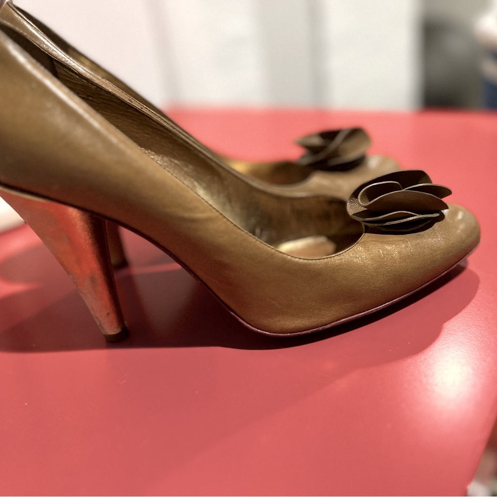 D&G (dolce & gabana) tan with gold heel. Size 9